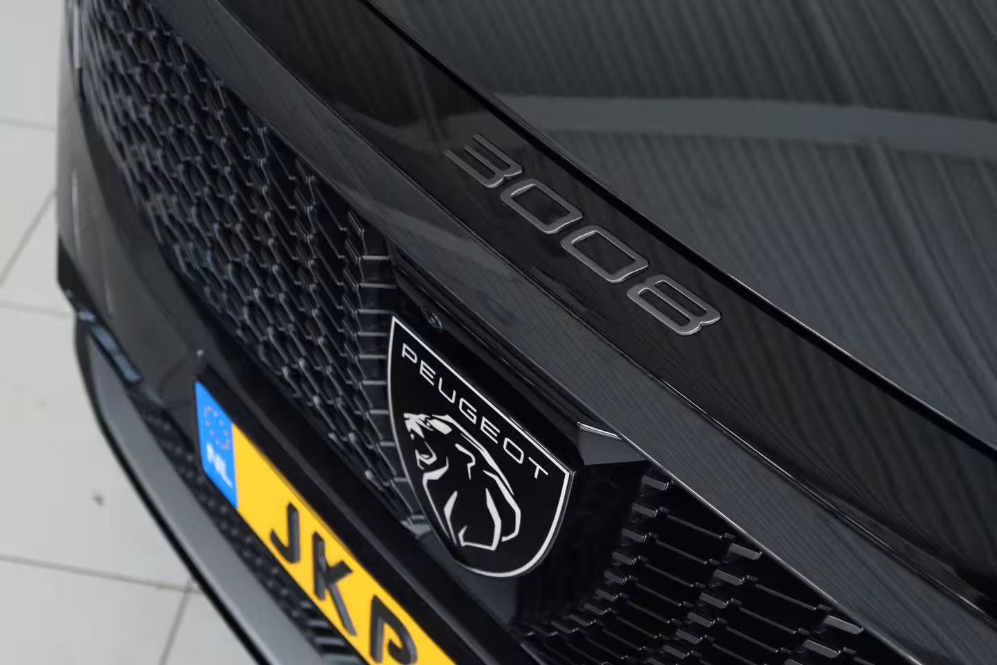 Peugeot e-3008 73 kWh DUAL MOTOR 325PK Launch Edition DEMO-DEAL | Adapt. Cruise | Focal Audio | Massage |