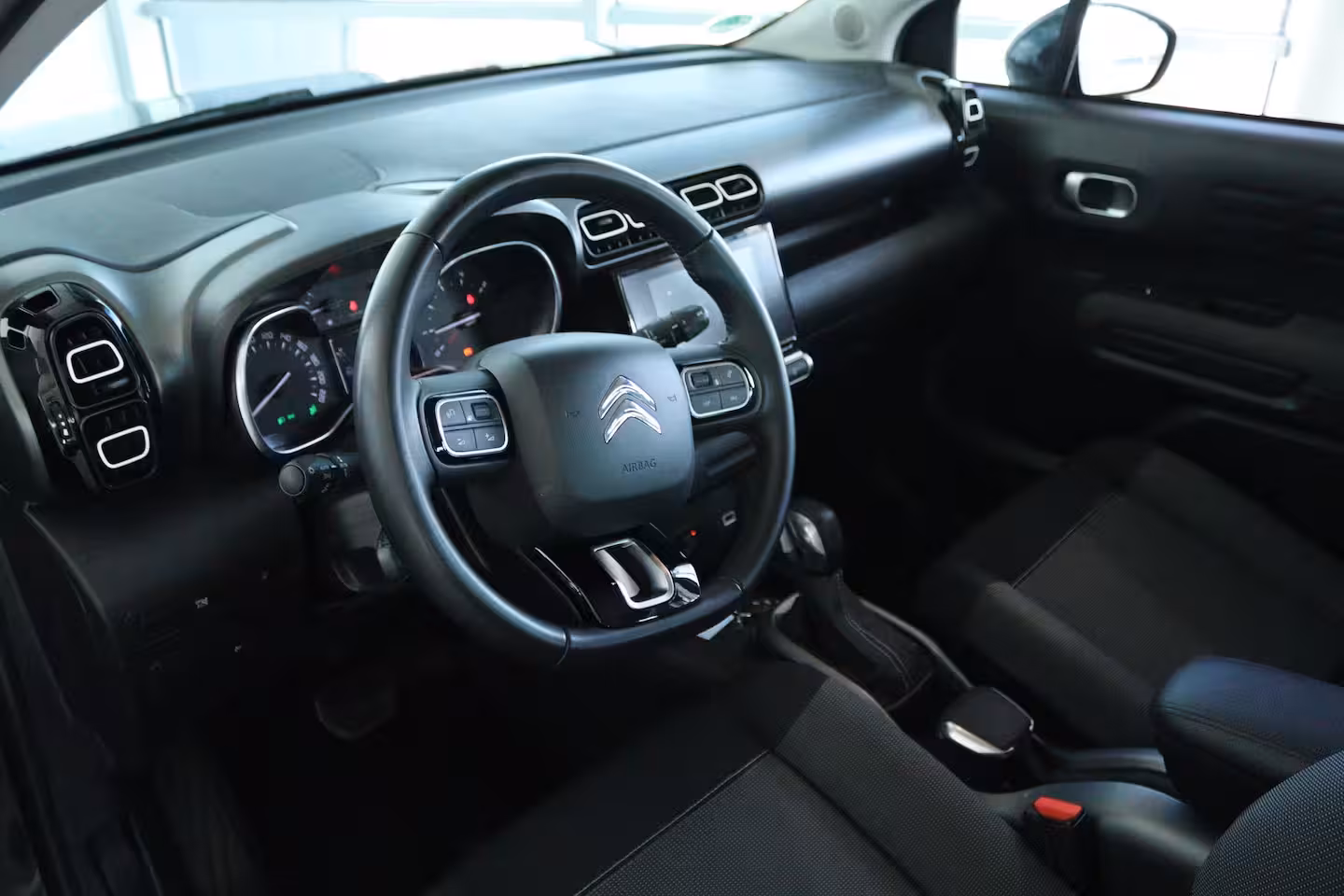 Citroën C3 Aircross 1.2 Turbo S&S Bussines Automaat | Cruise Control | Camera | Trekhaak | Navi | Keyless | Ca