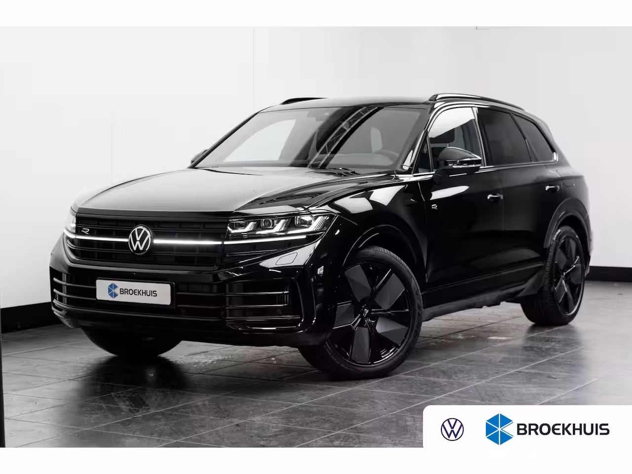 Volkswagen Touareg 3.0 TSI eHybrid 462PK 4Motion R | TREKHAAK | LUCHTVERING | 360 CAMERA | ELEKTR. A. KLEP |