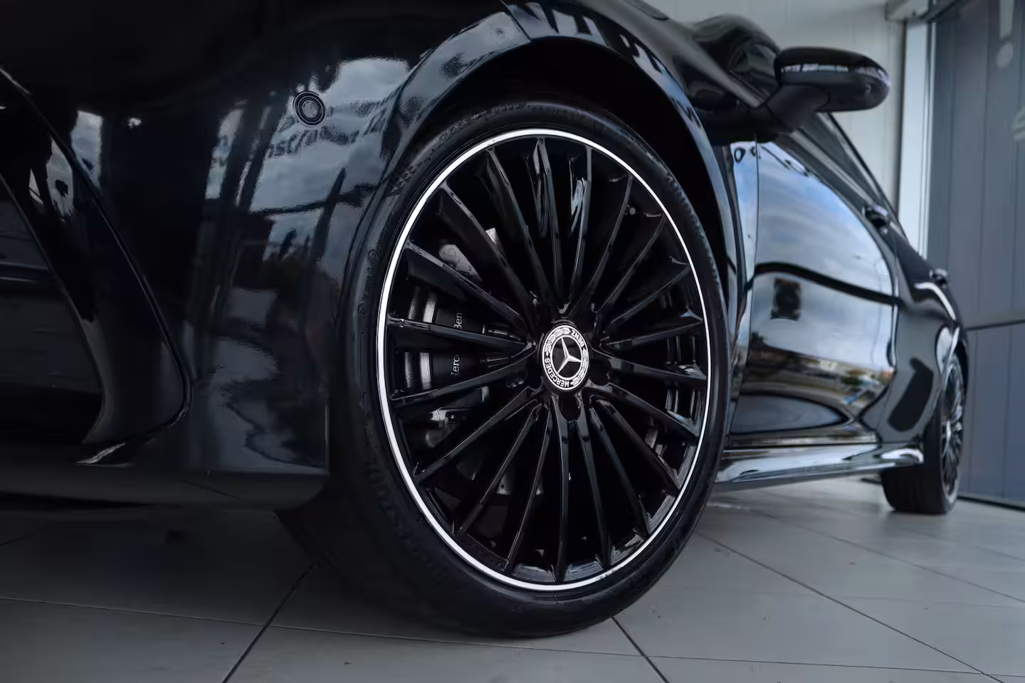 Mercedes-Benz CLA-klasse Shooting Brake 200 AMG Line | Adapt. Cruise | Burmester Surround | Head-up | 360 Camera | Memory | Schuif