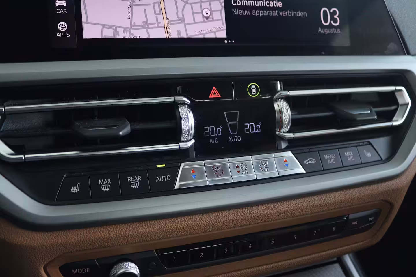 BMW 3-serie 330e Business Edition Plus | Cruise Control | Camera | Stoelverwarming | LEDER | Carplay |