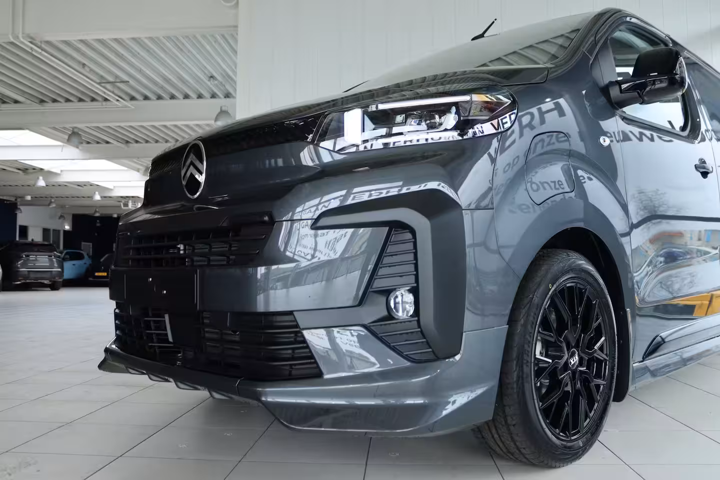 Citroën ë-Jumpy L3 136 75 kWh STX EDITION | LED | Stoel+Stuurverwarming | Betimmering | Leder | Camera | N