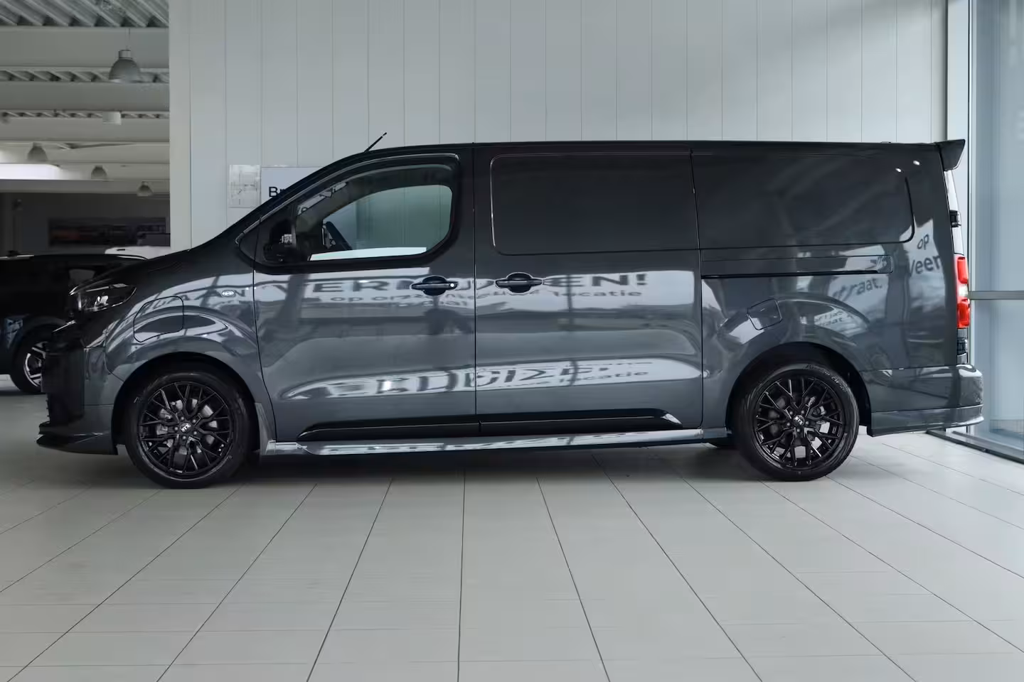 Citroën ë-Jumpy L3 136 75 kWh STX EDITION | LED | Stoel+Stuurverwarming | Betimmering | Leder | Camera | N