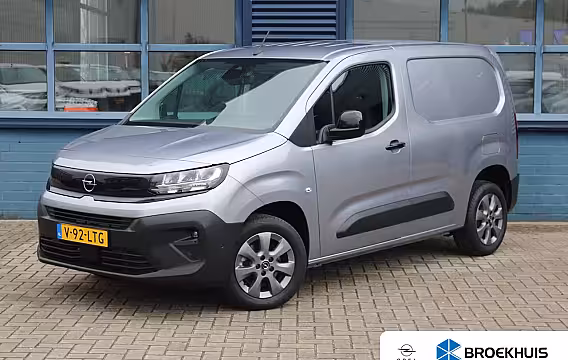 Opel Combo 1.5 130 PK Carplay / 16" LMV / Camera / Navigatie | 10'' HD Radio NAV & DAB+ incl. Apple C