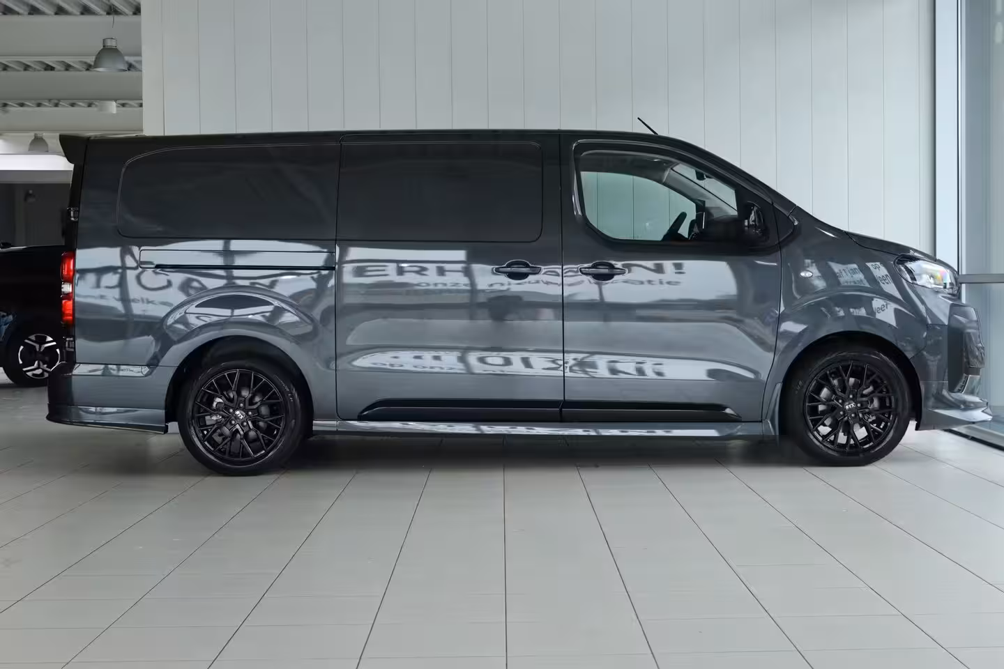 Citroën ë-Jumpy L3 136 75 kWh STX EDITION | LED | Stoel+Stuurverwarming | Betimmering | Leder | Camera | N