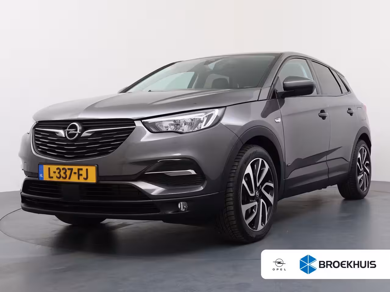 Opel Grandland X 1.6 Turbo Hybrid Business Edition / Navigatie / Camera / Parkeersensoren / ECC / Carplay /