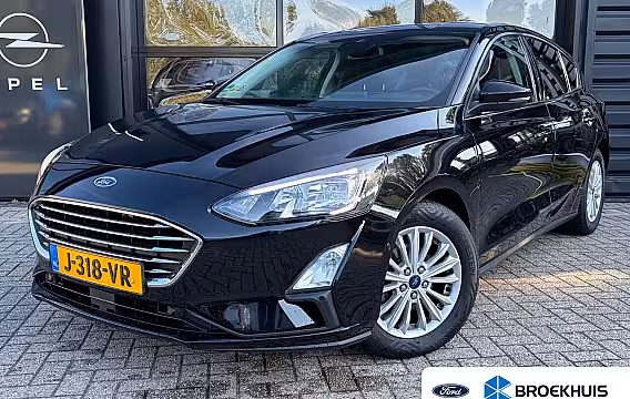 Ford Focus 1.0 Hybrid Titanium X | AGR COMFORTSTOELEN| DODEHOEK DETECTIE| NAVIGATIE + APPLE CARPLAY/A
