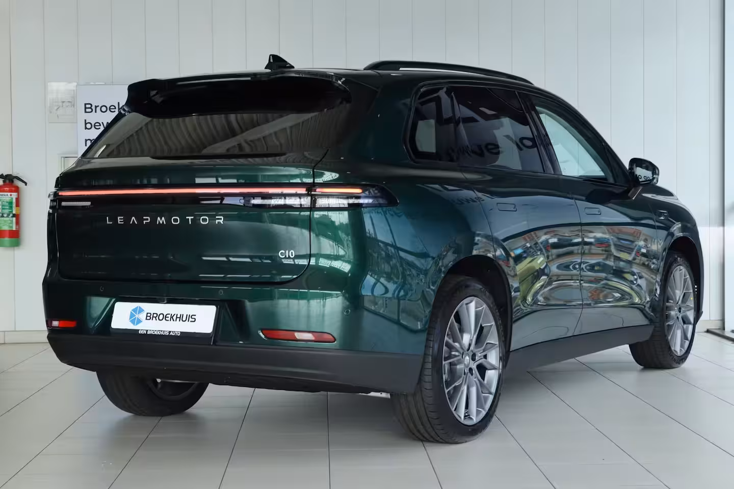 Leapmotor C10 Design Pro 69.9 kWh | Adapt. Cruise | 360 Camera | Stoelventilatie | 20 Inch | Pano | Keyl