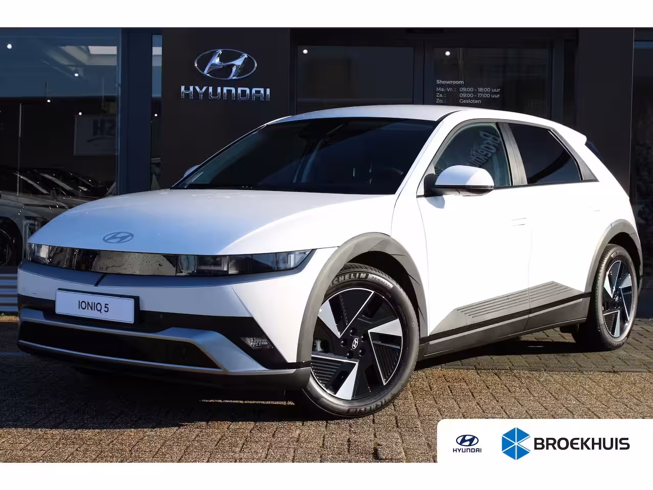 Hyundai IONIQ 5 Long Range Pure Edition 84 kWh | €3000, - korting | vanaf 458, - Financial Lease p/m