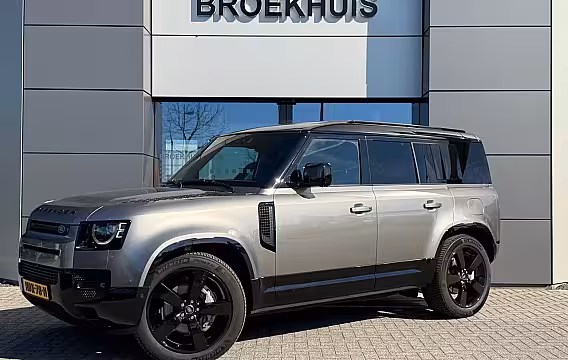 Land Rover Defender 110 P300e X-Dynamic HSE | 22 Inch | Pano | Meridian Surround | El. trekhaak | Koelbox | Black