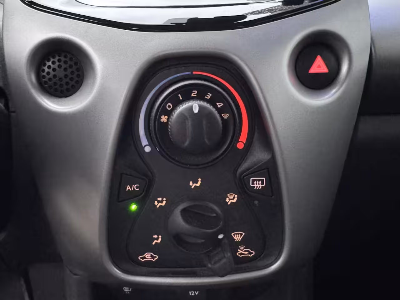 Toyota Aygo 1.0 VVT-i x-play Automaat Camera Stoelverwarming CarplayGarantie