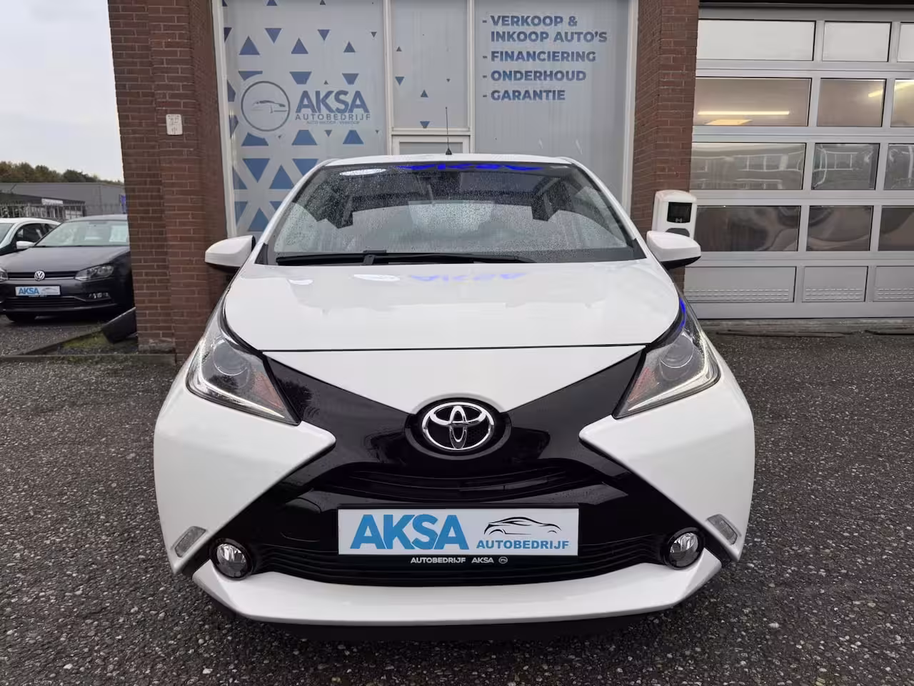 Toyota Aygo 1.0 VVT-i x-play Automaat Camera Stoelverwarming CarplayGarantie