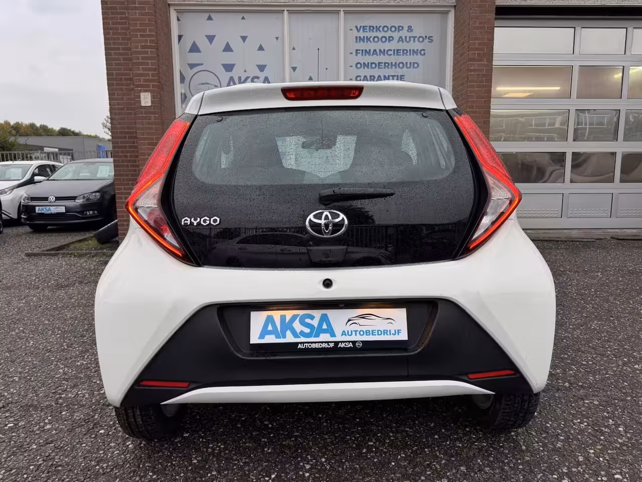 Toyota Aygo 1.0 VVT-i x-play Automaat Camera Stoelverwarming CarplayGarantie