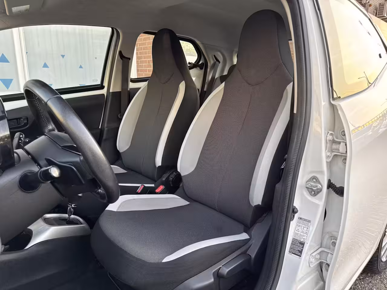 Toyota Aygo 1.0 VVT-i x-play Automaat Camera CarPlay Gratis garantie
