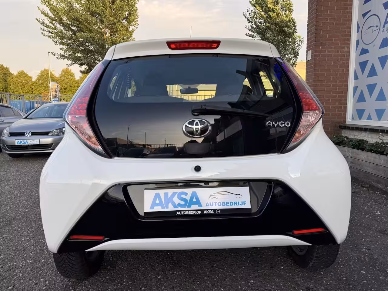 Toyota Aygo 1.0 VVT-i x-play Automaat Camera CarPlay Gratis garantie