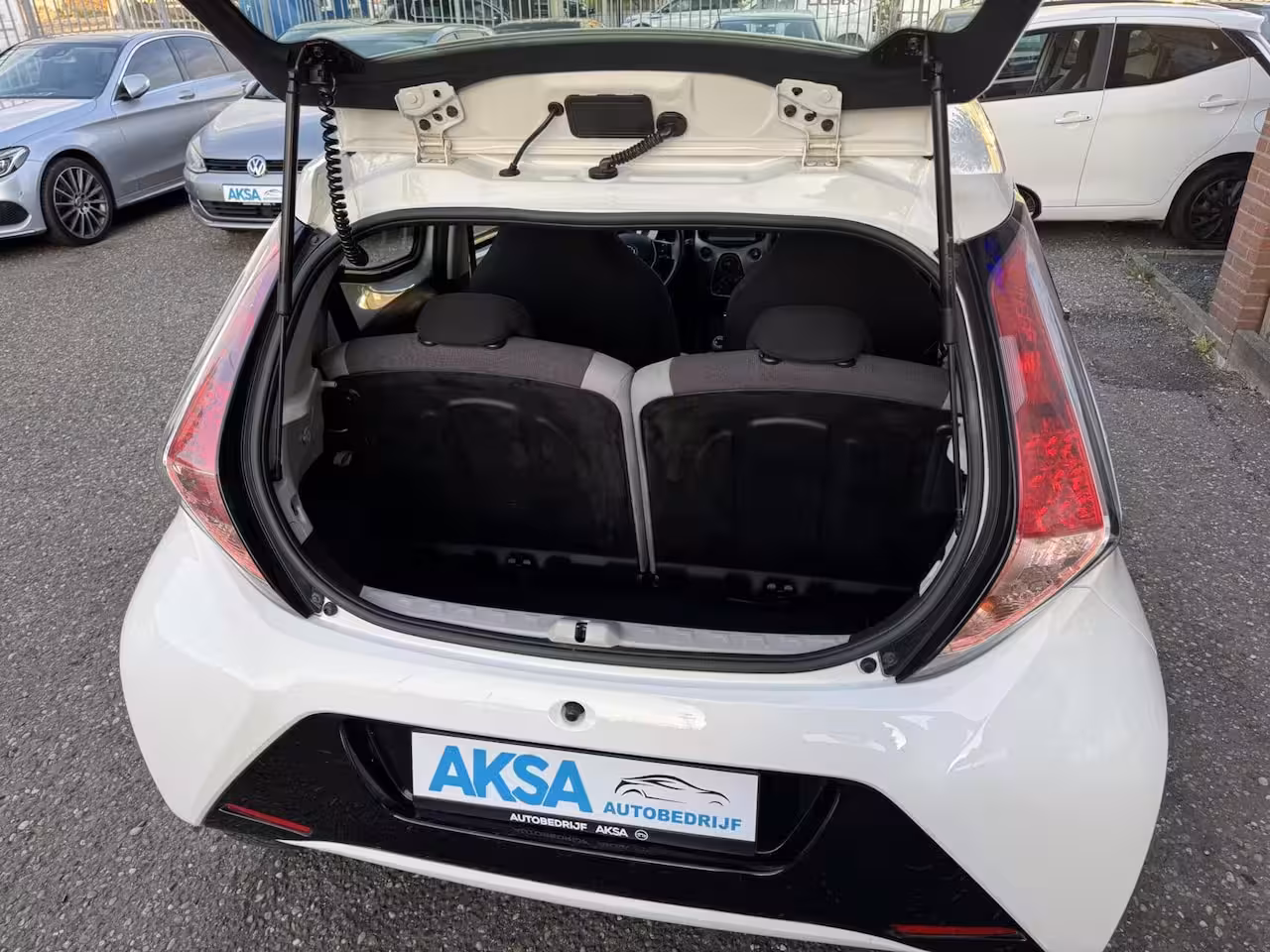 Toyota Aygo 1.0 VVT-i x-play Automaat Camera CarPlay Gratis garantie