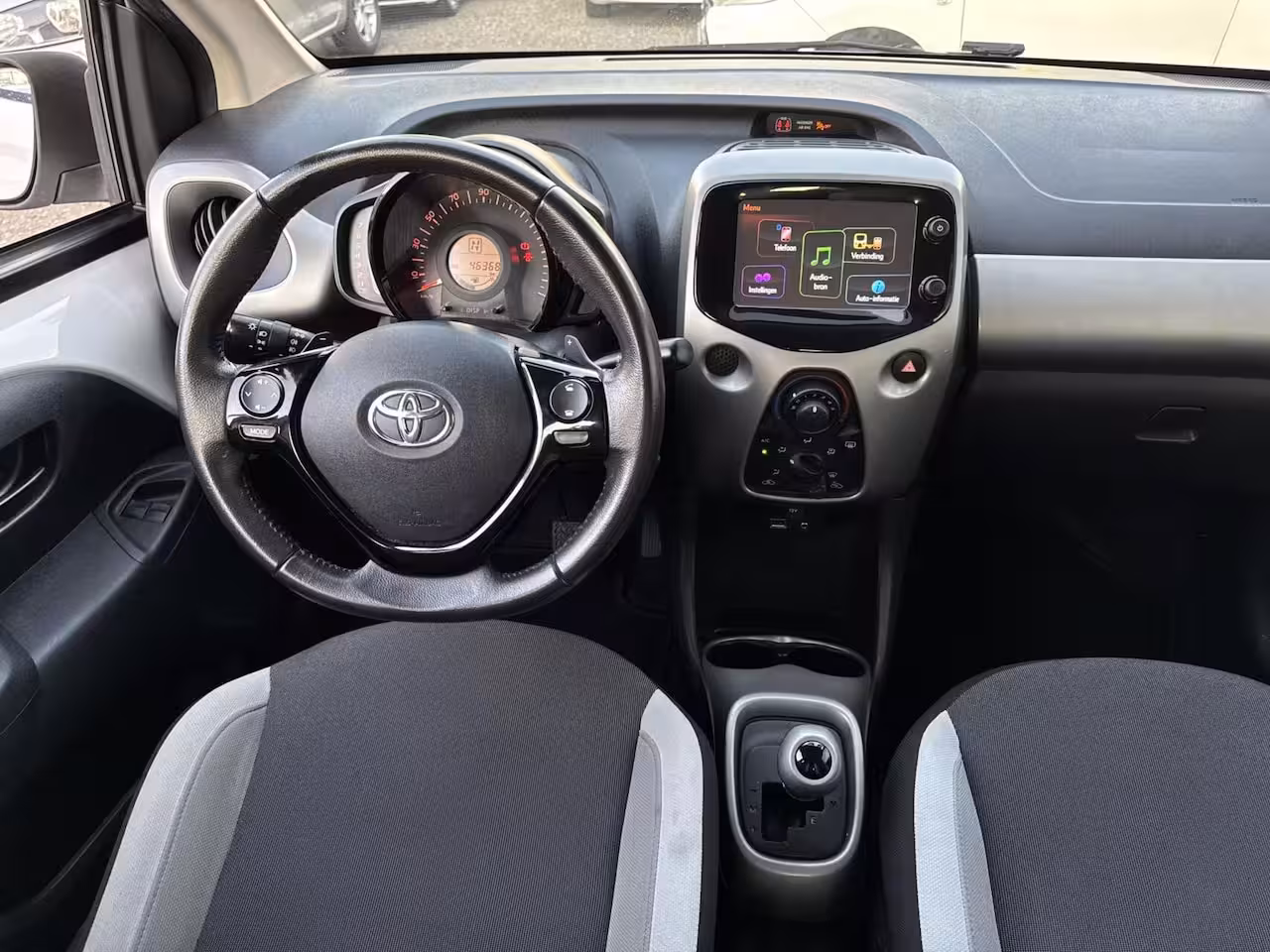 Toyota Aygo 1.0 VVT-i x-play Automaat Camera CarPlay Gratis garantie