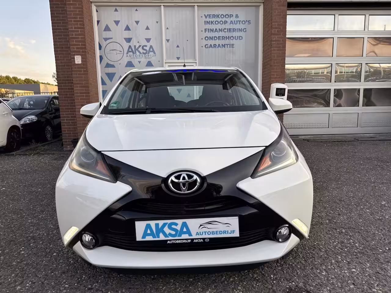 Toyota Aygo 1.0 VVT-i x-play Automaat Camera CarPlay Gratis garantie