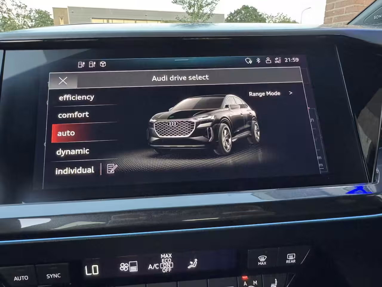 Audi Q4 Sportback e-tron 35 S edition 55 kWh Camera 21 inch Leder Keyless