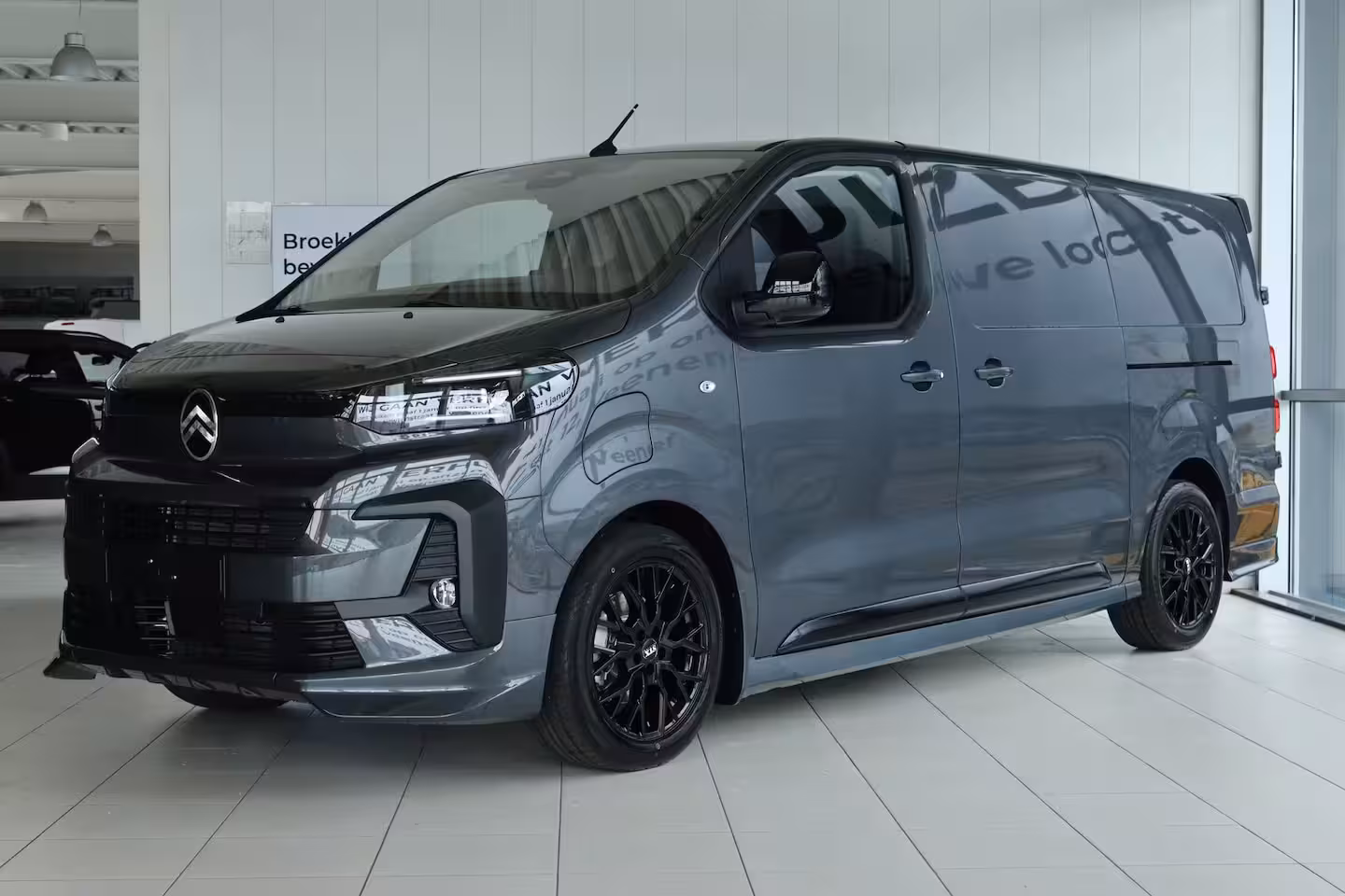 Citroën ë-Jumpy L3 136 75 kWh STX EDITION | LED | Stoel+Stuurverwarming | Betimmering | Leder | Camera | N