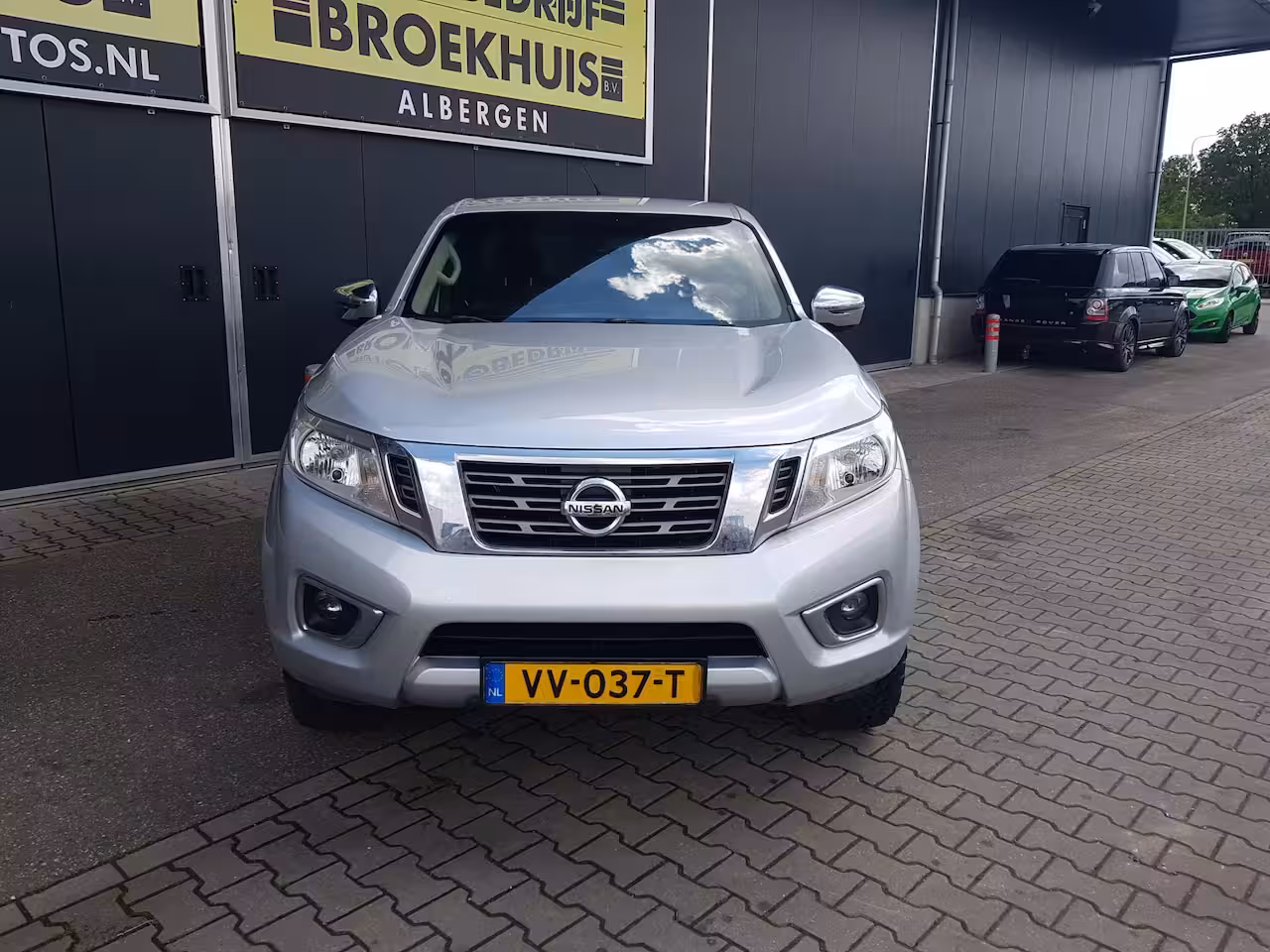 Nissan Navara 2.3 dCi Tekna King Cab