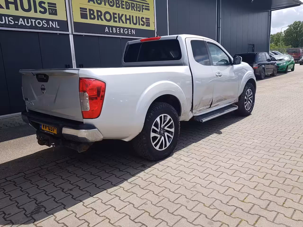 Nissan Navara 2.3 dCi Tekna King Cab