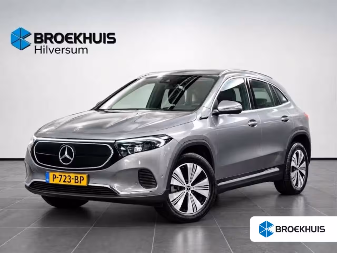 Mercedes-Benz EQA 250 Business Solution Luxury 67 kWh | Dodehoek Detectie | Stoelverwarming | Leder/stof