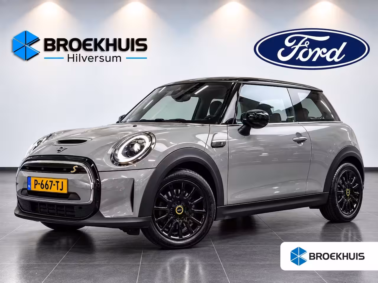 Mini Electric Cooper SE Classic. 33 kWh 183pk | Navigatie | Parkeersensoren | SOH 96% |