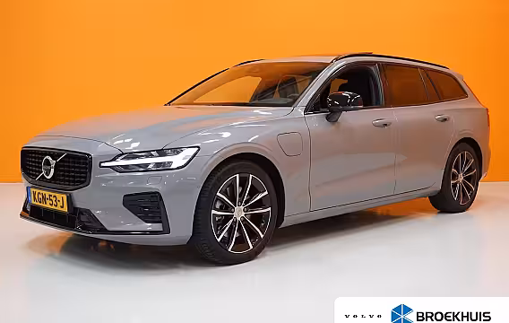 Volvo V60 T8 Plus Dark | Trekhaak | HUD | Pano | Vapour Grey |
