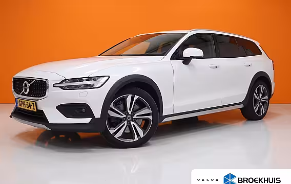 Volvo V60 Cross Country B5 AWD Pro | Leder | 360cam | Pano | BLIS | Trekhaak |