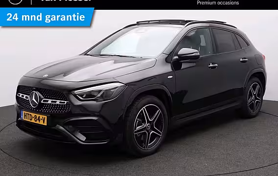 Mercedes-Benz GLA-Klasse 250 e Business Solution AMG / Panaromadak / Trekhaak / Night-Pakket /