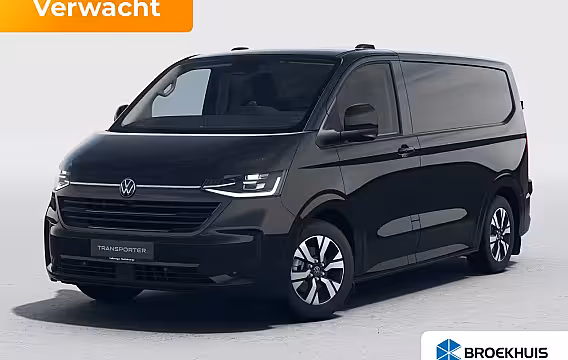 Volkswagen e-Transporter 32 L1H1 Bulli 71 kWh | 12-V aansluitingen in de middenconsole en bij de D-stijl in de laad