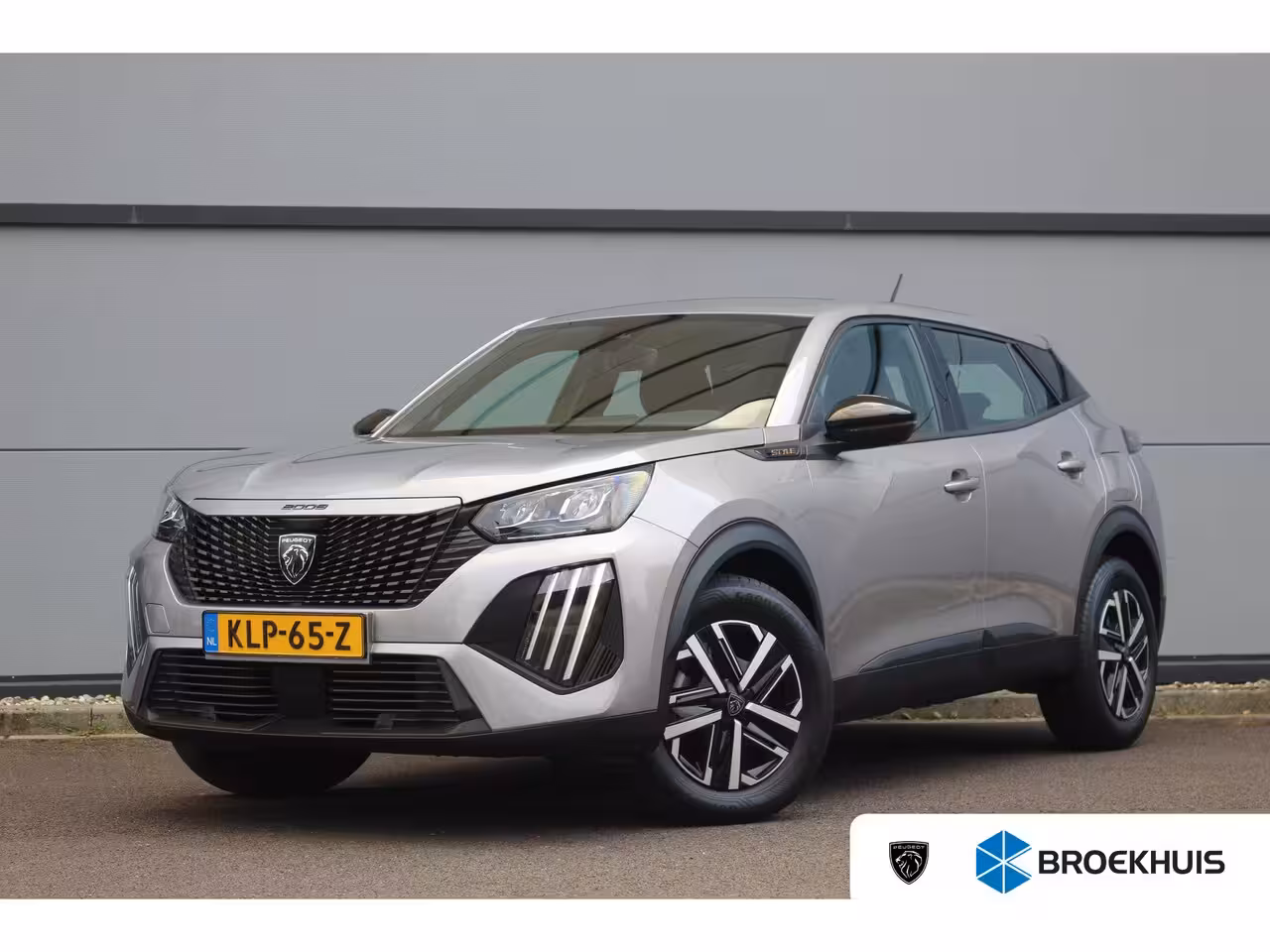 Peugeot 2008 1.2 Hybride Style Aut. | Carplay | Airco | Cruise | Pdc | Centrale deurvergrendeling | | C