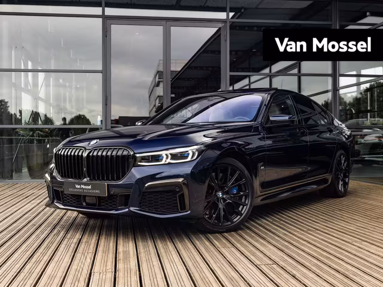 BMW 7-serie 750i xDrive High Executive | M-SPORT | TANSANITBLAU | INTEGRAL ACTIVE STEERING | STOELMASS