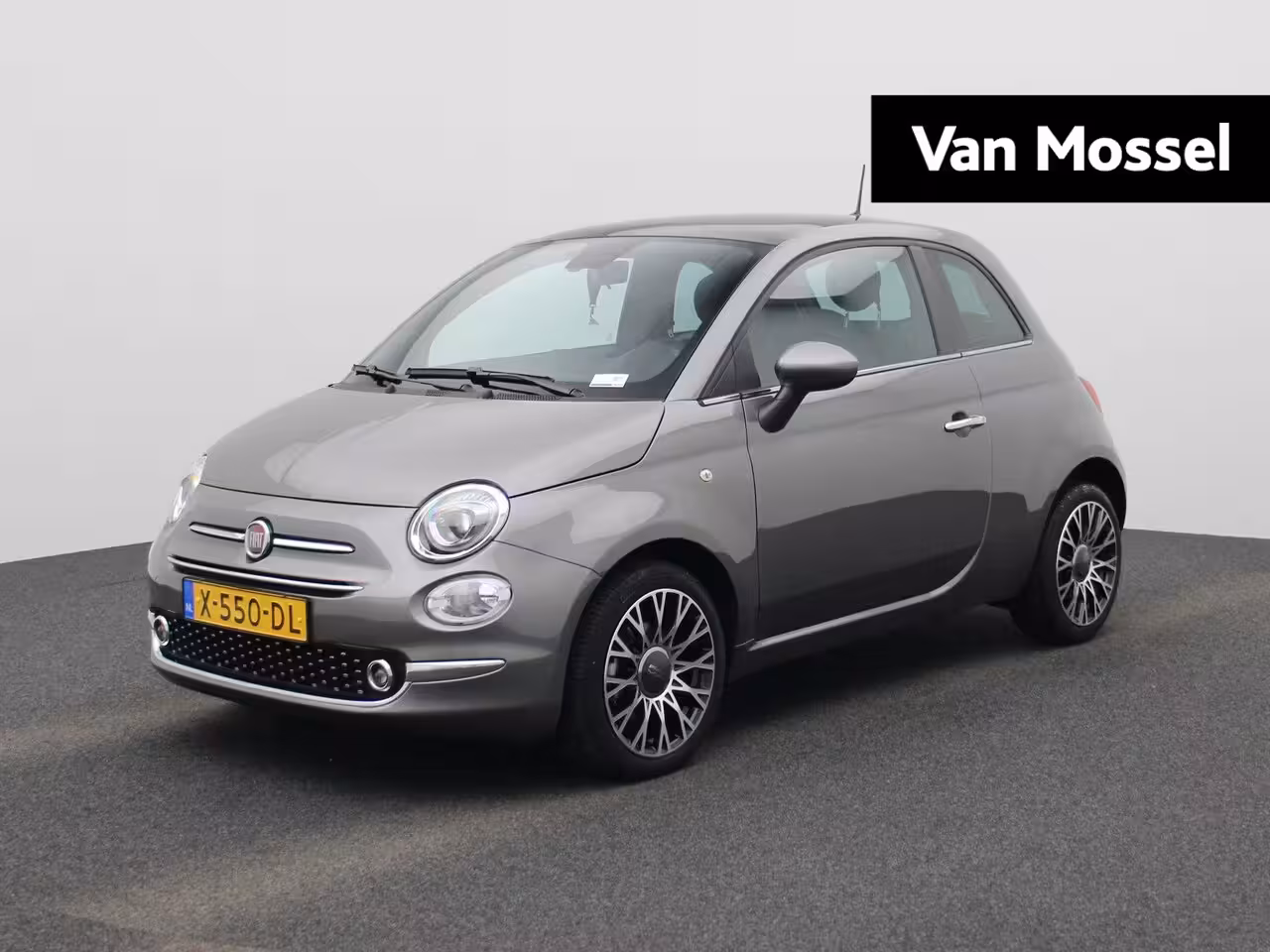 Fiat 500 1.0 Hybrid Dolcevita | Panoramadak | Climate control | Apple Carplay/Android Auto | LMV 16