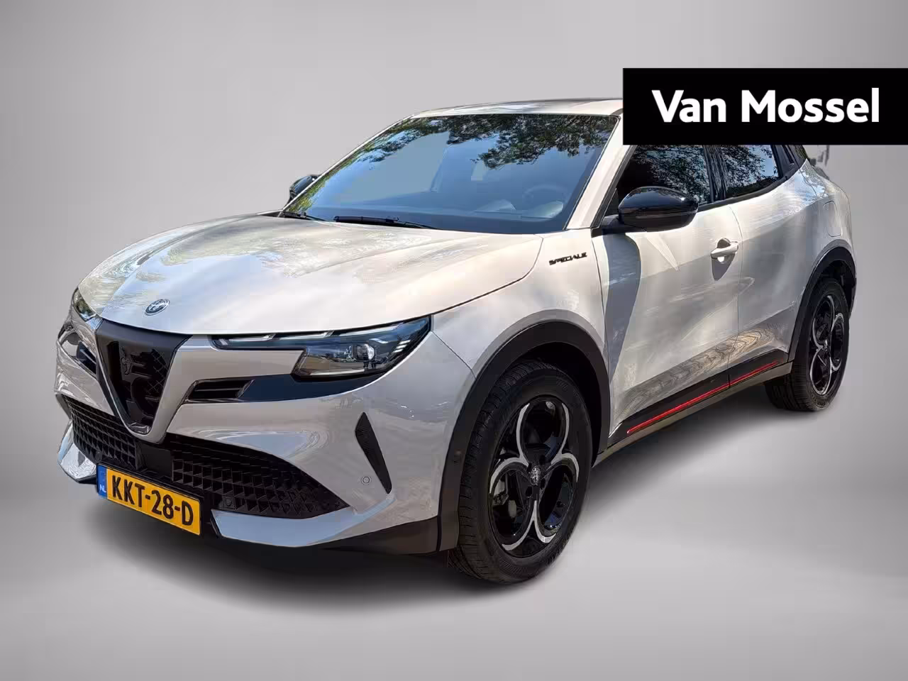Alfa Romeo Junior 1.2 Turbo Hybrid Ibrida Speciale | Navigatie | Parkeersensoren | Camera | Apple Carplay/An
