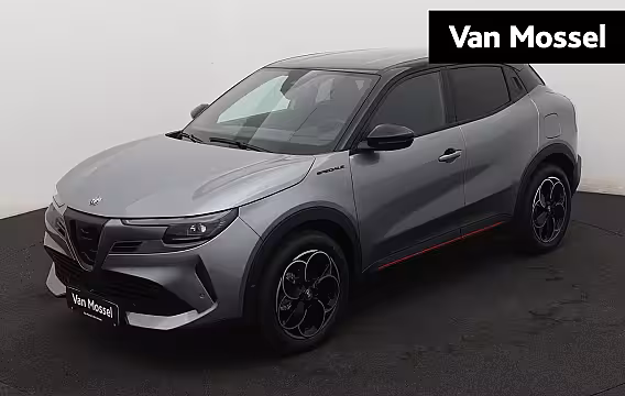 Alfa Romeo Junior Elettrica Speciale 54 kWh | Navigatie | Parkeersensoren | Camera | Stoelverwarming | Warmt
