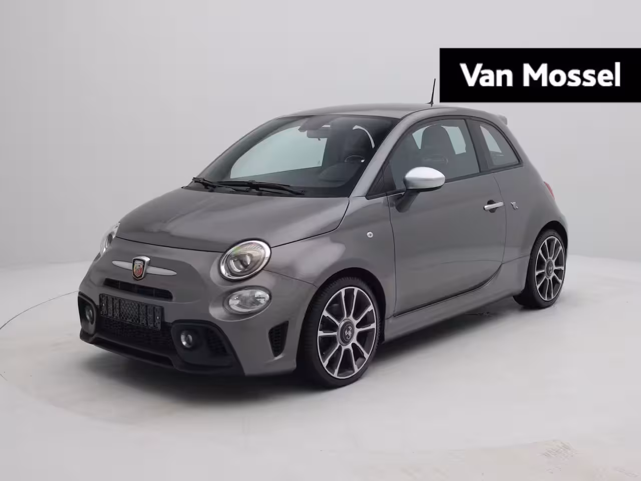 Abarth 595 1.4 T-Jet Turismo | NAVI | Lederen Sportstoelen | 17'' Velgen |