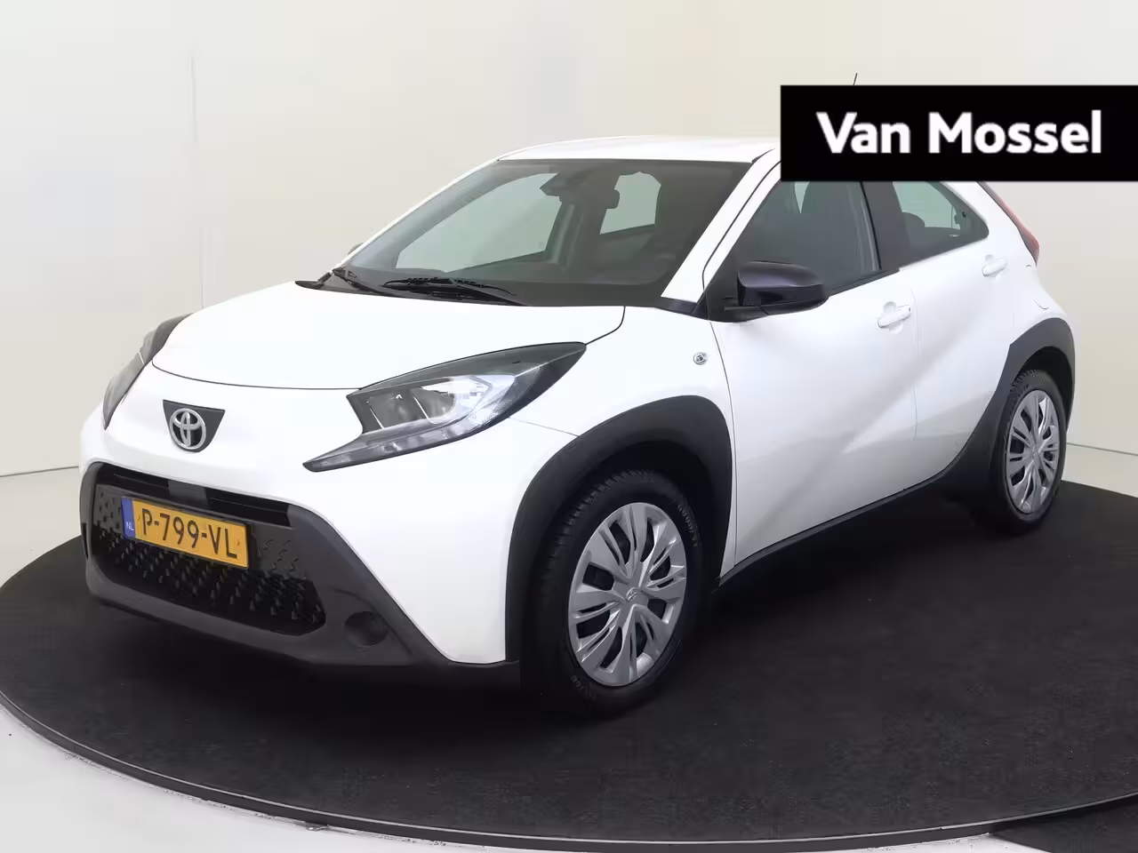 Toyota Aygo X 1.0 VVT-i 72 PK MT Play Mediascherm | Camera | Airco | Bluetooth | Lichtsensor | Apple Car