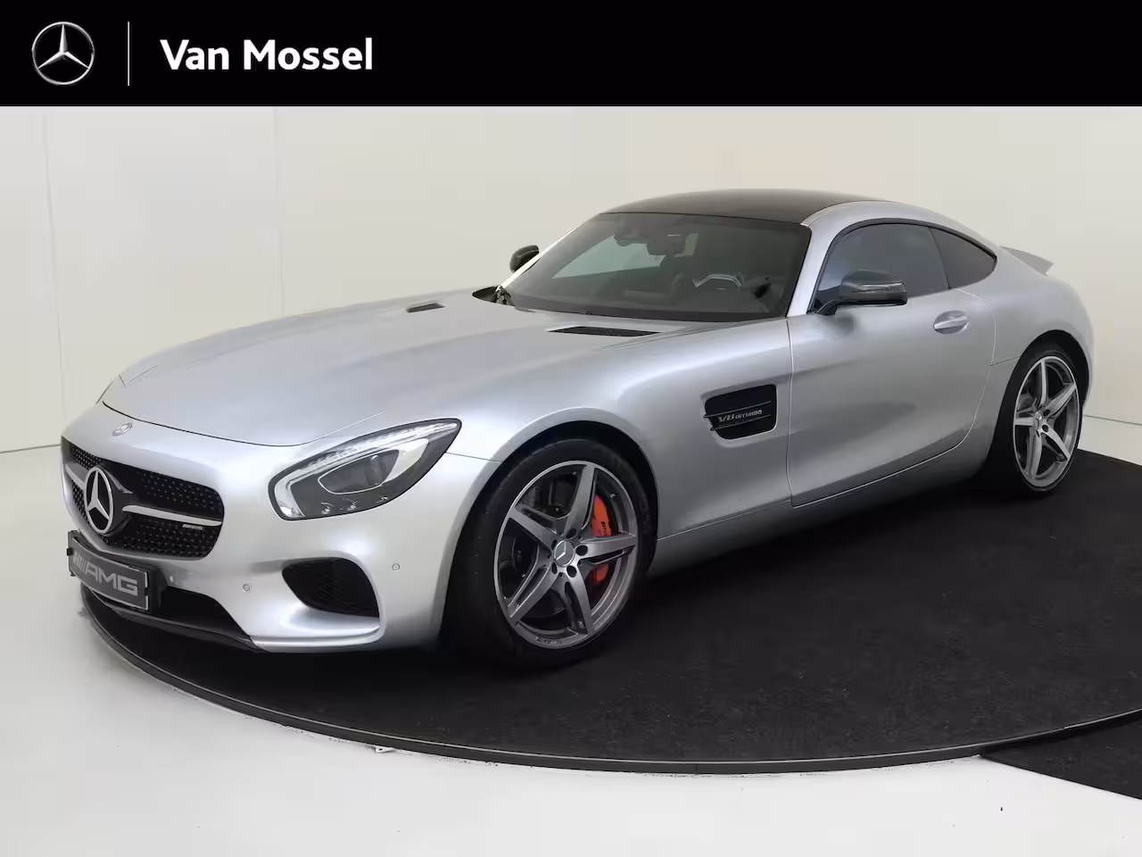 Mercedes-Benz AMG GT 4.0 S / NL Auto/ Perf. Stoelen/ Carbon int+ext/ Panoramadak/ Burmester/ Memory