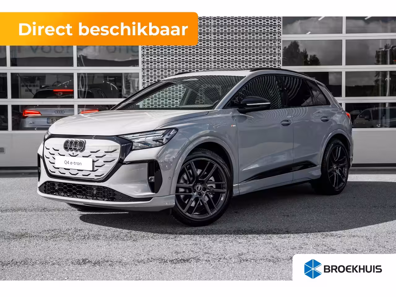 Audi Q4 e-tron S edition | Achterklep, automatisch bedienbaar | Achteruitrijcamera | Adaptive cruise cont