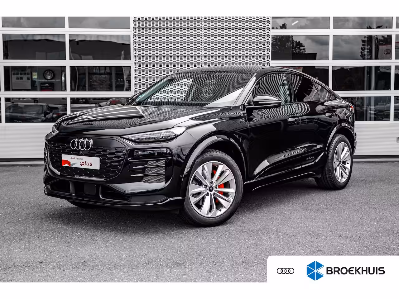 Audi Q6 Sportback e-tron 83 Kwh 252pk | 360 Camera | Stoelverwarming Voor + Achter | ACC |