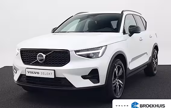 Volvo XC40 B4 Plus Dark | Harman/Kardon | Elek Stoelen | Camera | Trekhaak | Adaptive Cruise | BLIS |