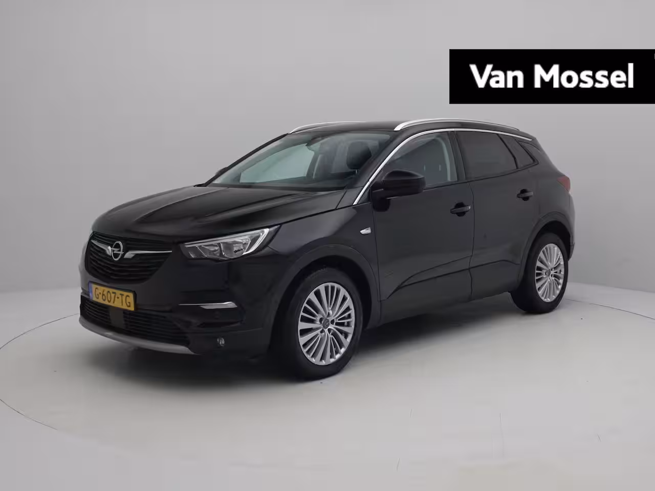 Opel Grandland X 1.6 Turbo Innovation Apple carplay & android auto | Automatische airco | voorstoelen verwa