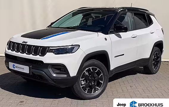 Jeep Compass 4xe 240 Plug-in Hybrid Trailhawk Airco | Camera | Cruise Control Adaptief | DAB | Keyless