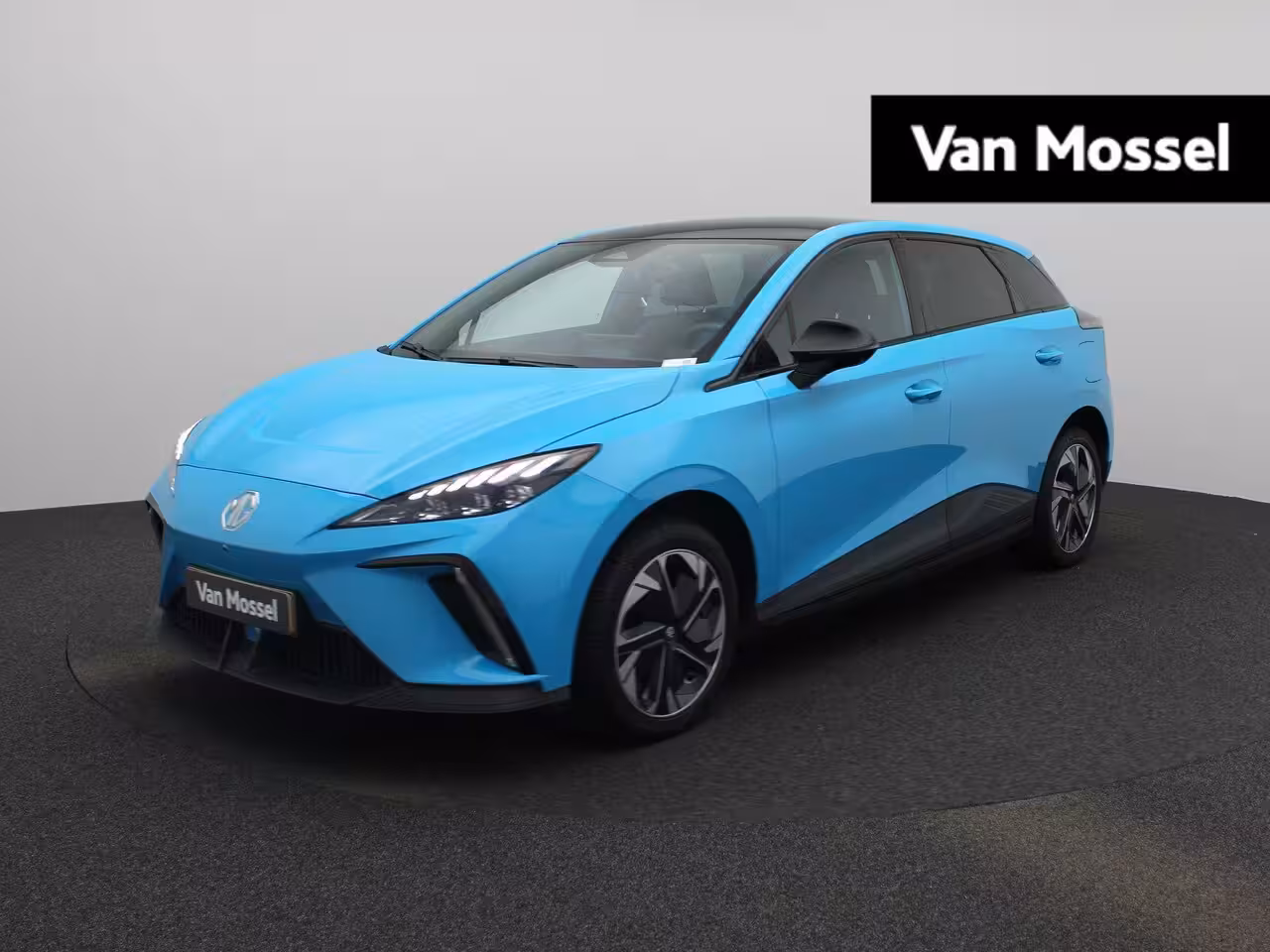 MG MG4 64 kWh 204Pk Luxury | Navigatie | Apple & Android Carplay | 360 Camera | Parkeersensoren V