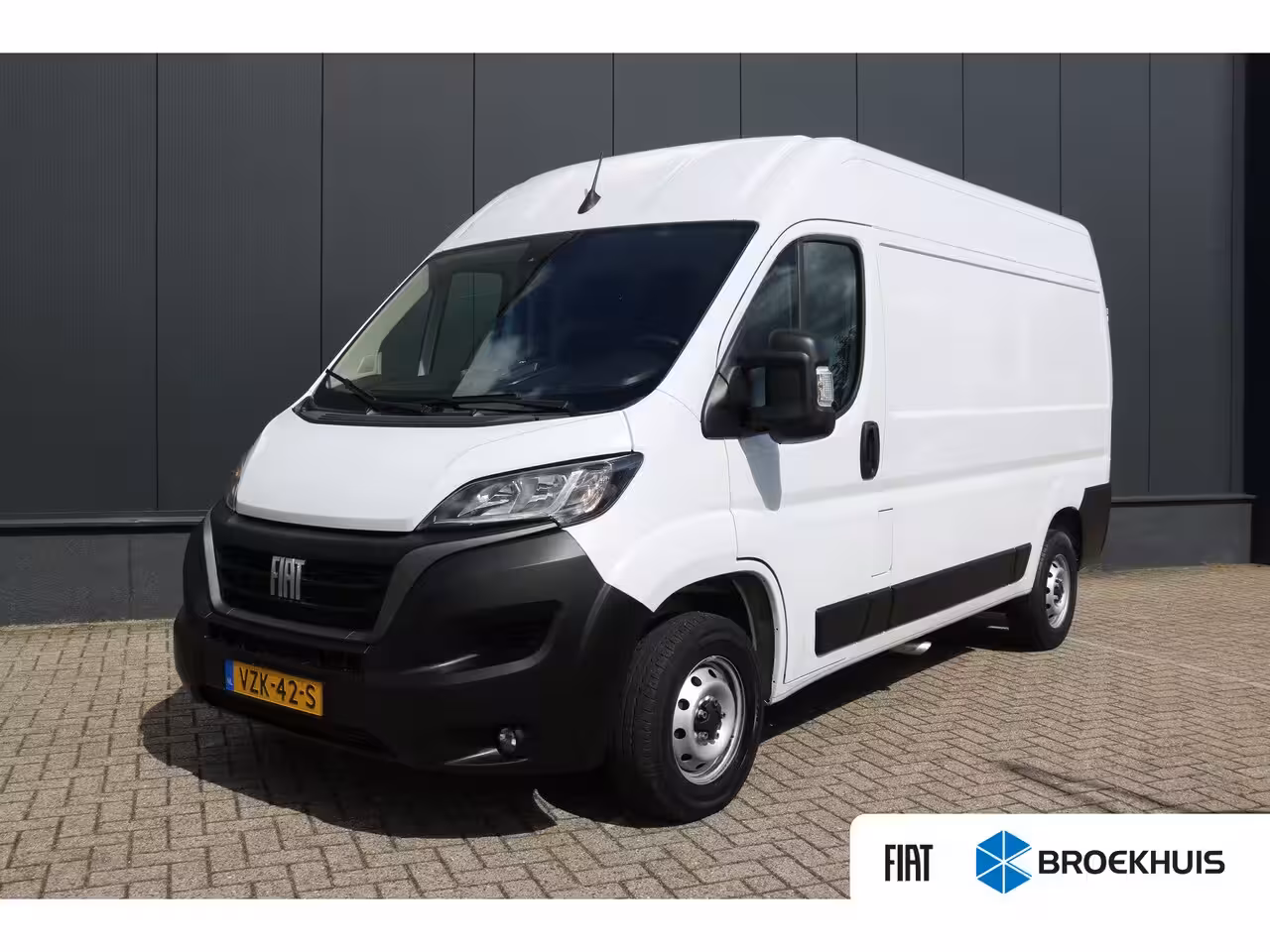 Fiat Ducato 30 2.2 MultiJet L2H2 L2H2 | 120PK | TREKHAAK | A-CAMERA| | 2 symmetrische achterdeuren | A