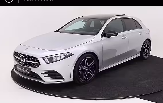 Mercedes-Benz A-klasse 180 Business Solution AMG Night Upgrade / Panoramadak/ Night/