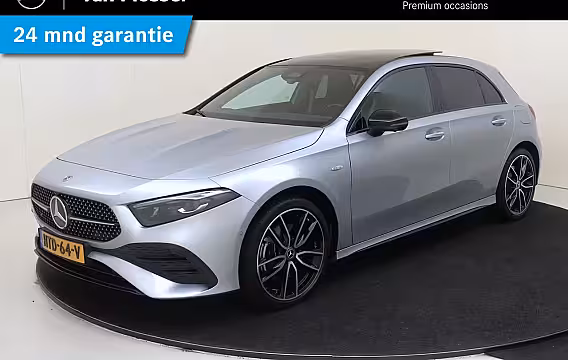 Mercedes-Benz A-klasse 250 e Business Solution AMG Premium Plus /Panoramadak /Memory /HUD /19 Inch /Night-Pakket