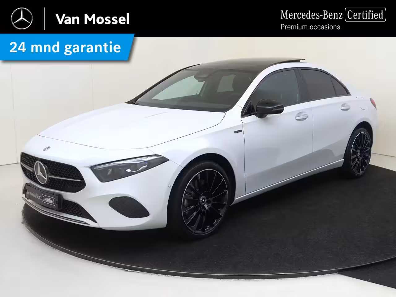 Mercedes-Benz A-klasse 250 e Luxury Line /Panoramadak /19 Inch /Nightpakket /18.868 KM